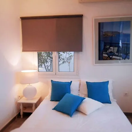 Beautiful Near Beach House For Five! *